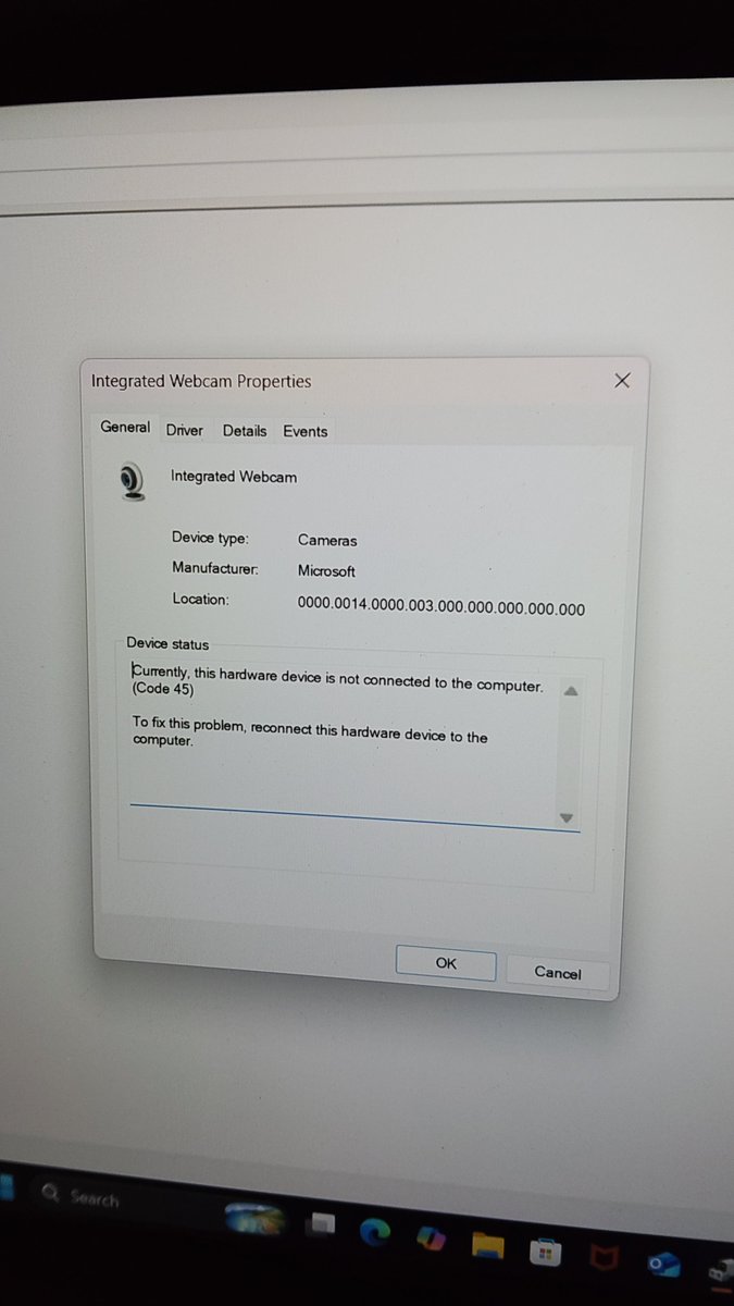 pathak_ji99's tweet photo. Bought a NEW @Dell_IN laptop from @Flipkart on 6th. Defective out of box (Camera/Mic not found). @flipkartsupport denies return, @DellCares forces repair! I want an immediate REPLACEMENT, not a repair, else I'll approach Consumer Forum. Order: [OD437992623509920100] https://t.co/DqZBqaoJG9