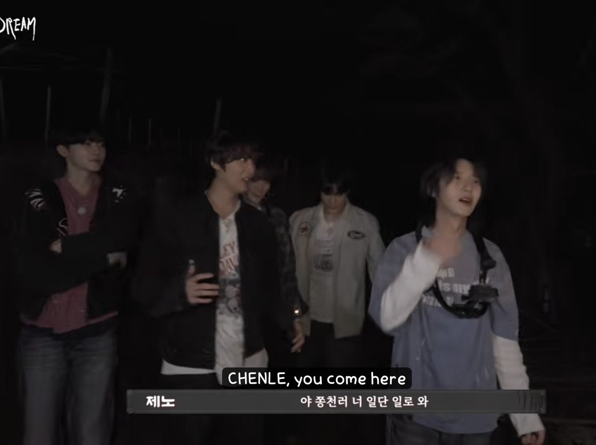 milkttalgistory's tweet photo. chenle ditugasin buat ngawal jisung &amp; renjun aja, ga boleh ngapa2in, tapi malah jadi nge-lead. langsung dievaluasi sama jeno 😂😂😂😂 https://t.co/WXI8n2phIM