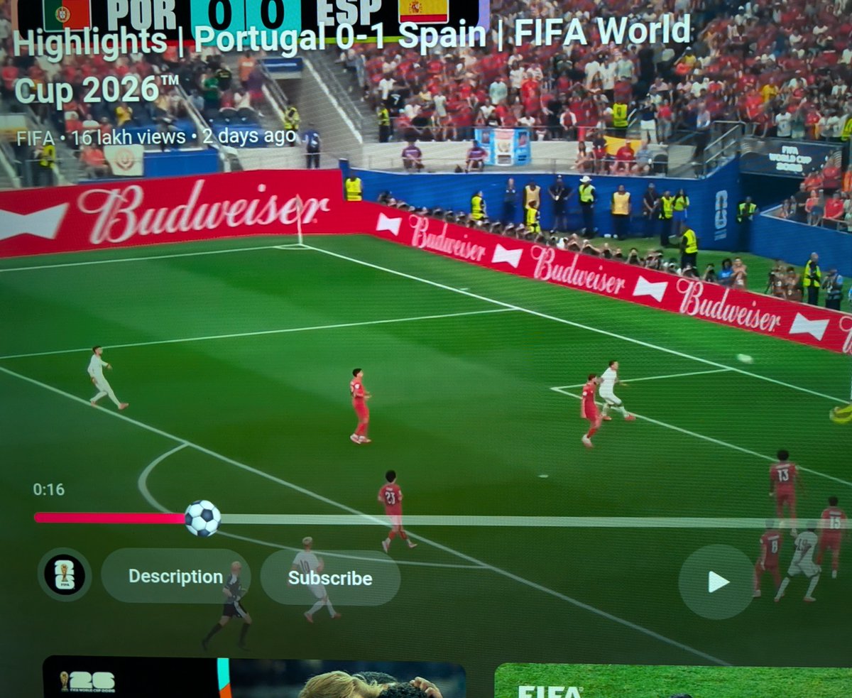 batman_tweets's tweet photo. @YouTube on @android TV has changed the cursor ⚽ for @FIFAWorldCup https://t.co/hiYMlmziHo