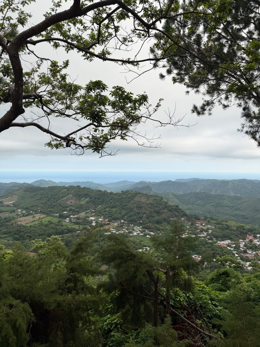 thewilliamlehr's tweet photo. There is something magical about this place.  You have to feel it to know.  An overnight on La Gloria is a system reset.  Tamanique, El Salvador 🇸🇻 🙏 https://t.co/NdKwNHV97w