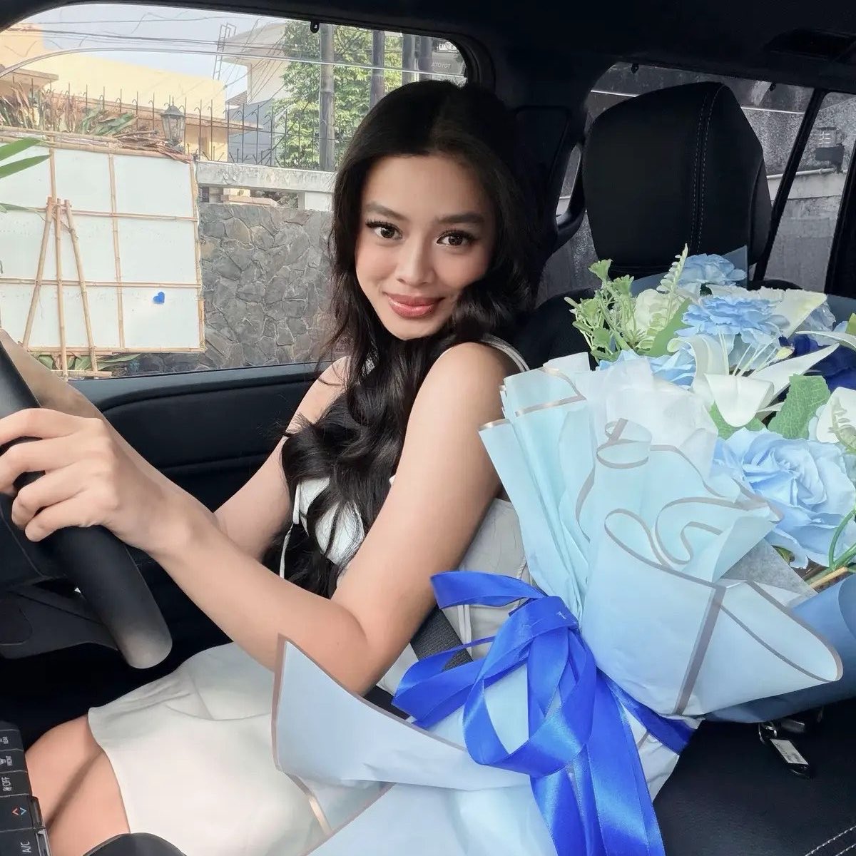 petiteefairry's tweet photo. 💙 lof u ntik https://t.co/6hOnZBG7FW
