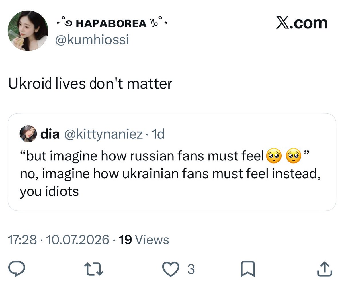 solarsanty's tweet photo. look at this poor russian people who didn’t even do anything😔😔😔 they are just fans who wants to see their fav artist😔😔 shut the fuck up you didn’t know ANYTHING about this nation of the blood empire https://t.co/WRL0nWiXi6