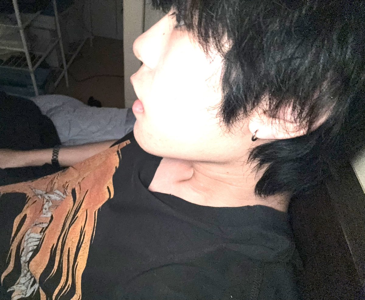 dgqxtr's tweet photo. 롤링스톤 https://t.co/S8fhFp3YNb