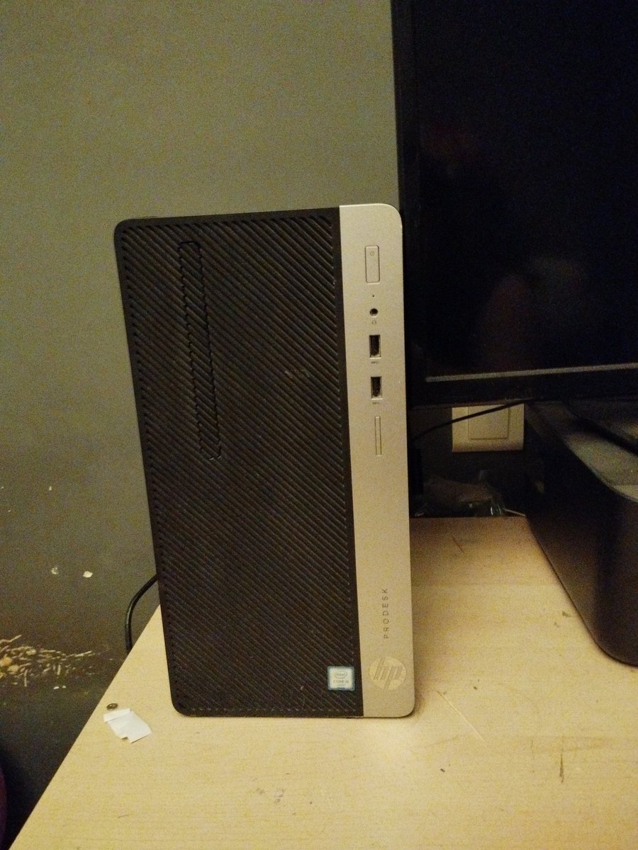 WorldCmdNF's tweet photo. When someone gives you an old school desktop… and you discover it has 16GB of RAM and a brand-new SSD 😳💻⚡

That’s not e-waste. That’s a free upgrade waiting to be unleashed.

Linux already entered the chat:
"sudo revive-this-beast" 🐧🔥

#PCBuild #Linux #Tech #SSD #RAM #ComputerRepair #GeekHumor #OldPC