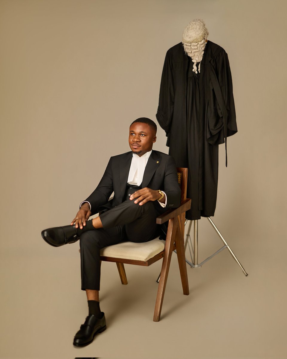 KikiowoAyorinde's tweet photo. We prayed for this day. 🤲 Today, it is finally here🕺

Every prayer, every sacrifice, every setback, every late night, every tear, and every victory led to this moment.

To God alone be all the glory for bringing a lifelong dream to fruition🎊

Reintroducing:

K. O. KIKIOWO, ESQ.

Barrister and Solicitor of the Supreme Court of Nigeria🤗🤗

B.A. English (Ife) – Second Class Upper Division (2014–2018)

LL.B (Ibadan) – First Class Honours (2018–2024)

B.L. (Abuja) – First Class Honours (2025–2026)

Every good thing will come ❤️

#doublefirst #GodDid