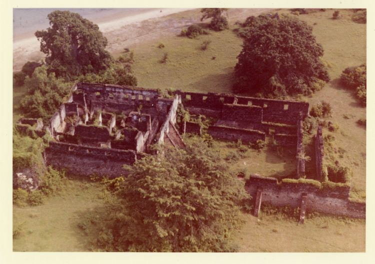 rhaplord's tweet photo. Kilwa Kisiwani, Makutani 18th-century Building
Tanzania
-BIEA
#historyxt
#archivesxt https://t.co/I0nVO1SAkq