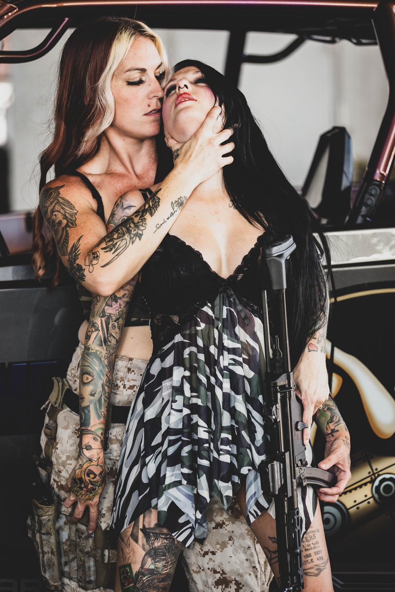 inkdzombae_az's tweet photo. Flirty Friday with @TattedJane &amp; @sasserfraz 🫶🏻 https://t.co/22CfT1QoDr