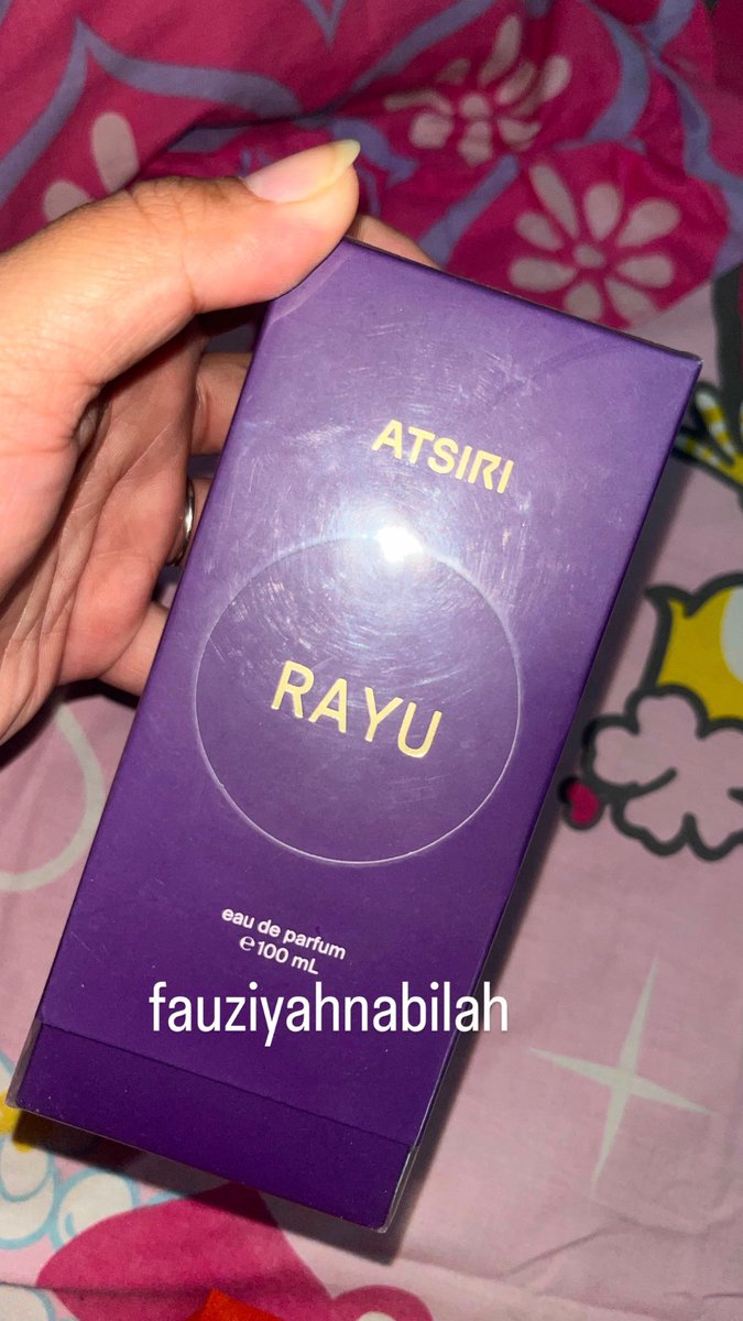 Pisiwaywife1's tweet photo. WTS WANT TO SELL JUAL
PARFUM PERFUME RUMAH ATSIRI
VARIAN RAYU 100mL
-Original 100%
-New, sealed, masih segel
-Underprice
-COD Medan / via oren 🍊
#zonabu #zonauang #rumahatsiri #atsiri #perfume #parfum https://t.co/gqkcuqfitT