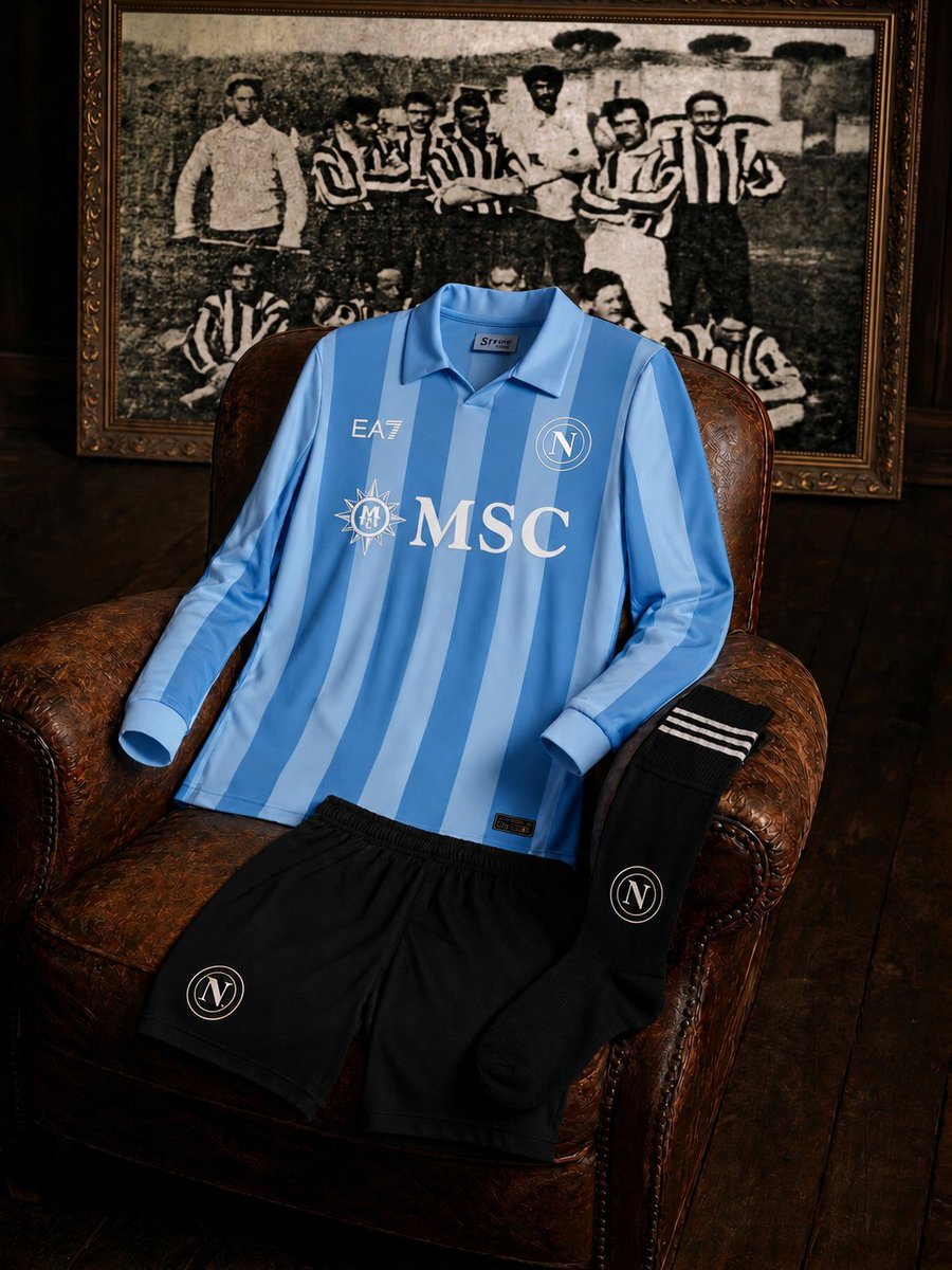 marcorzzn's tweet photo. 100+ anni di storia, 4 concept kit per il Napoli
1/4 Naples Foot-Ball Club (1905)
#NaplesFBC #ConceptKit #Napoli100 #SSCNapoli #FootballDesign #KitDesign #JerseyCulture #SerieA #VintageFootball #FootballShirt #DesignFootball #ForzaNapoliSempre #RetroFootball #ClassicShirts #1905 https://t.co/iH12N81buo
