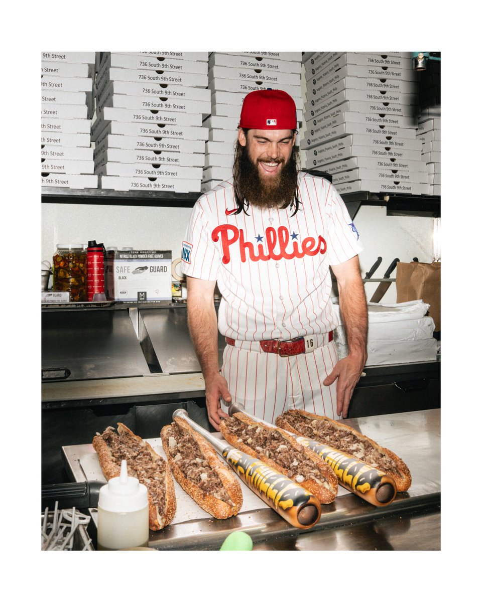 VictusSports's tweet photo. OUT NOW // CHEESESTEAK BAT 🧀⚾️🏙️

The Cheesesteak Bat celebrates the unique flavor of Philly as it welcomes baseballs biggest stars for the MLB All-Star Game. The only question is with or without?

#PHILLY #ALLSTARGAME https://t.co/WIi5sASj08