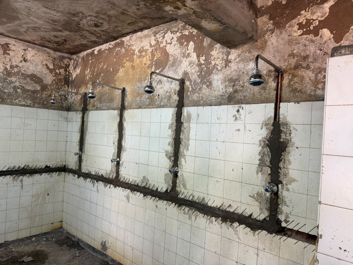 BaShonaBaShona's tweet photo. Today we visited the historic Matapi Flats in Mbare, where the renovation project being spearheaded by Engineer Collins Mnangagwa is making remarkable progress. The work goes beyond the exterior—apartments are also being refurbished inside to restore the dignity, safety, and decent living conditions that every Zimbabwean deserves.
This project reflects President ED. Mnangagwa's @edmnangagwa vision that "no one and no place should be left behind." It is encouraging to see this commitment being translated into tangible improvements in people's lives.
The Matapi Flats, which were constructed in the 1940s, are finally receiving a new lease on life after decades of deterioration. This transformation is not only preserving an important part of Harare's history but also improving the quality of life for thousands of residents.
It is also encouraging to see the City of Harare (@cityofharare2) becoming actively involved now that this initiative is underway. Many residents are asking a valid question: Where was this urgency all these years? Nevertheless, what matters most is that meaningful action is now being taken.
According to the team on the ground, led by Mr. Pande, Engineer Collins Mnangagwa has pledged to renovate all 14 Matapi Flats, including the block that was severely damaged by fire. If completed as planned, this will stand as one of the most significant urban renewal projects in Mbare in recent years.
This is a practical example of development that restores hope, protects communities, and gives residents the dignity they deserve.