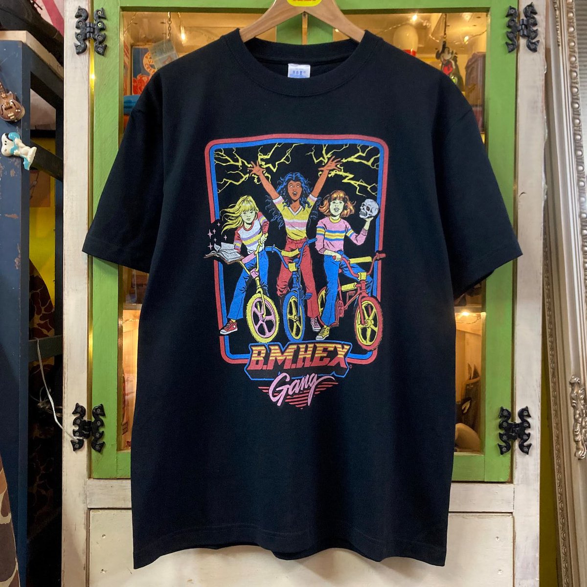 satochin33's tweet photo. 原宿着用

STEVEN RHODES "B.M.HEX Gang" TEE https://t.co/pUeJXC6AFG