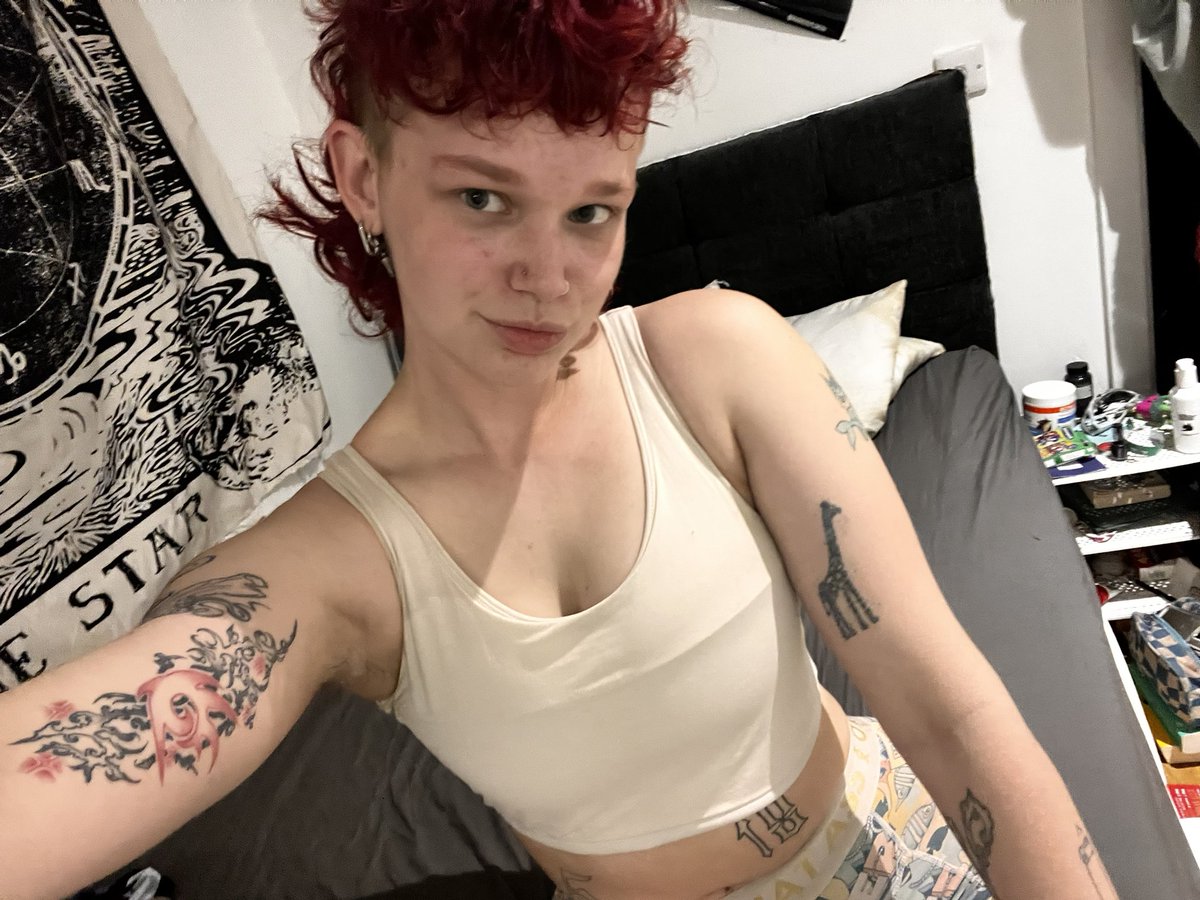 ⛧ 𝖋𝖎 they/them ♥️🖤 tweet media