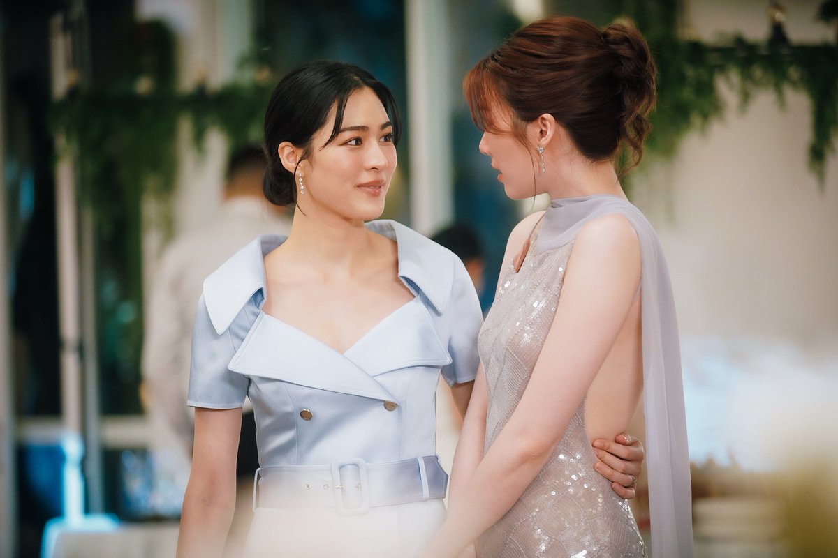 th50441459's tweet photo. Vòng tay đã khoá, nhìn thôi đã thấy sự chiếm hữu tuyệt đối

LINGORM ILF EP4 
#วาดฝันวันวิวาห์EP4 https://t.co/vs82pnvbia