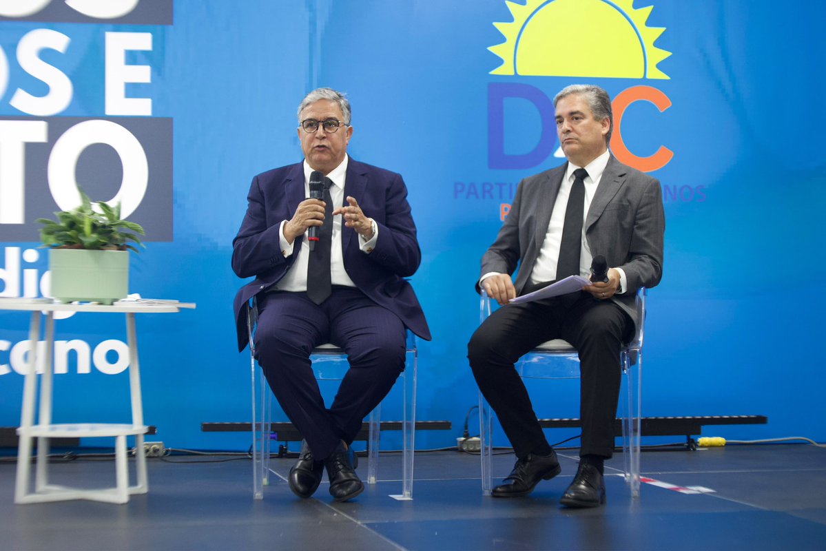 partidodxc's tweet photo. La actividad estuvo dirigida no solo a la militancia del partido, sino también a estudiantes, abogados y al público en general, promoviendo un intercambio de conocimientos sobre un tema de gran relevancia para la sociedad dominicana.

#DxC￼ https://t.co/AFISNgTKwc