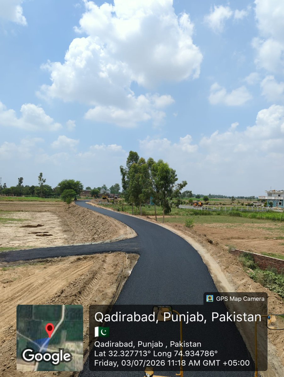 cwdpunjab's tweet photo. #سڑکیں_بحال_پنجاب_خوشحال
#سوہنے_پنڈ_سوہنیاں_راہنواں
Under Chief Minister @MaryamNSharif 𝐋𝐨𝐜𝐚𝐥 𝐑𝐨𝐚𝐝𝐬 𝐏𝐫𝐨𝐠𝐫𝐚𝐦, restoration of rural roads across Punjab.
#roadrestorationprogram #localroadsprogram #PunjabProgress #BuildingPunjab #roadinfrastructure #DevelopingPunjab #Narowal