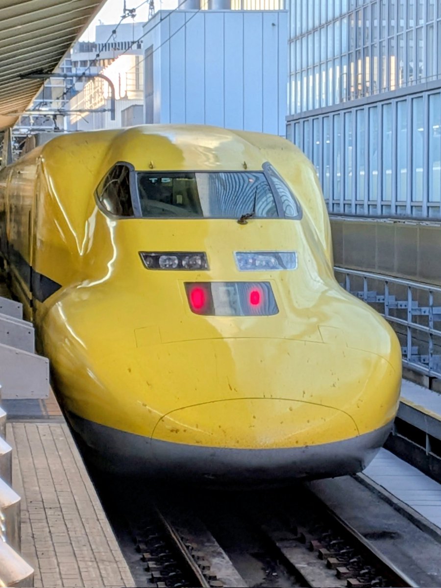 KU_SAJIRO's tweet photo. 2026/7/10
ドクターイエローT5編成　試運転

来年2027年1月に検測を終了するのを記念して、ドアには記念ロゴが付けられています。 https://t.co/VG1PfpkOxX