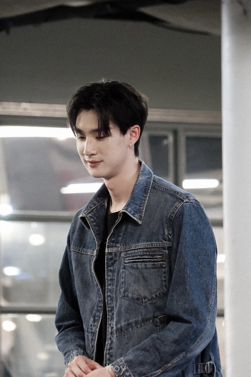 romiromieromy's tweet photo. เพื่อนน่ารักมากป่ะละหนุ่ม ไปแอบถ่ายเค้าอะะ 👀

#Flex1045xMrKillSeries
#MrKillSeries
#dewtee #ดิวธี https://t.co/iLHmhAH63x