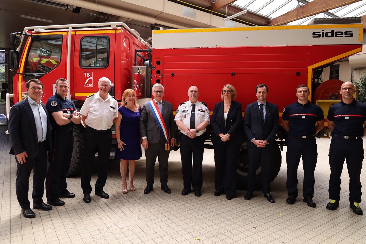 Sapeurs-Pompiers 77 tweet media