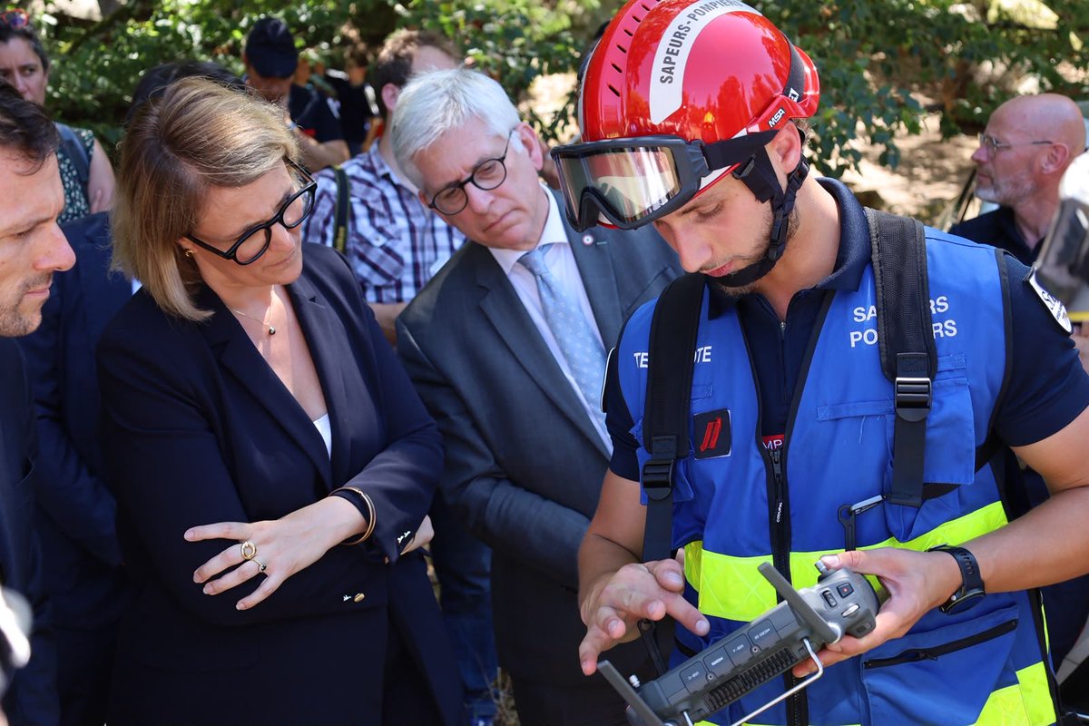 Sapeurs-Pompiers 77 tweet media