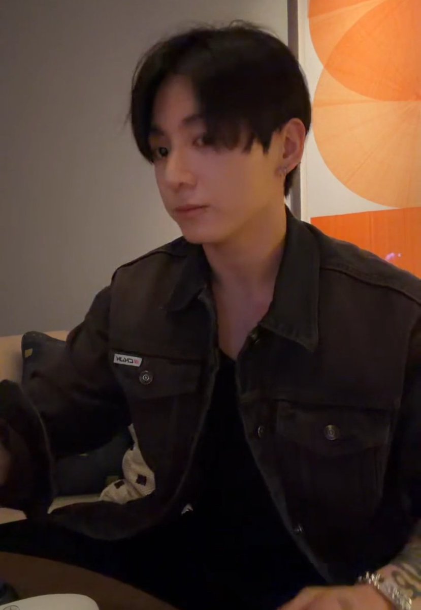 dalbit_bangtan's tweet photo. 🌟 WEVERSE

Jungkook live!

https://t.co/9vhox0m3Mz https://t.co/hfOS86ax1G