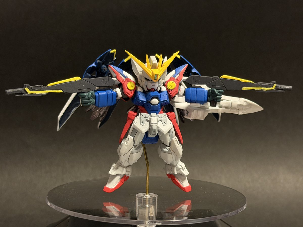 wingG_ew's tweet photo. ガンダムコンバージ

ウイングガンダム　プロトゼロ

バスターライフルは分割可能
ウイングバインダーも展開可能
腕も可動できるので、ローリングバスターライフルができます！

続く

#GUNDAMCONVERGE
#ガンダムコンバージリペイント 
#ガンダムコンバージ改造
#ガンダムW
#ウイングガンダムゼロ https://t.co/pdUTSmUudw