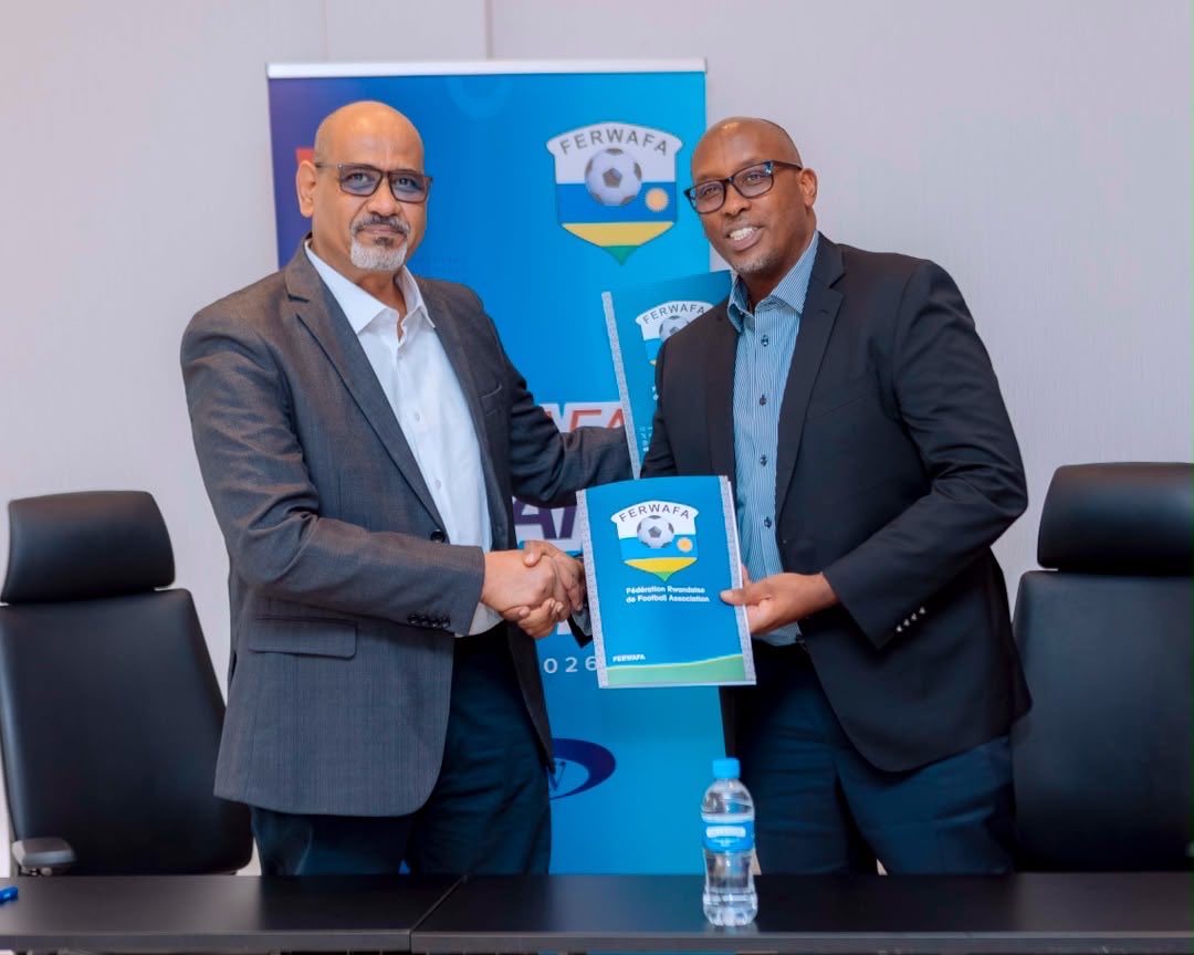 Umuseke's tweet photo. Ubuyobozi bwa Al-Hilal SC yo muri Sudani bwasinyanye amasezerano y’ubufatanye na CECAFA 2026.

Iyi kipe yatanze ibihumbi 100$ byo gutera inkunga irushanwa ry’uyu mwaka rizabera i Kigali. https://t.co/oLgULmqipD