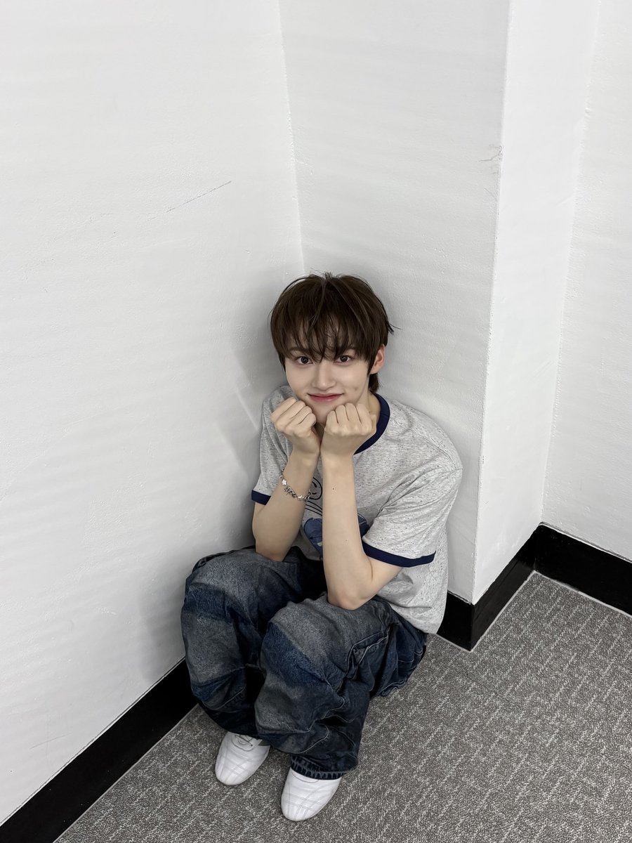 yuhz_official's tweet photo. [📸]

힝

#YUHZ #유어즈
#JUNSEONG #준성 https://t.co/qB2bZxKlcW