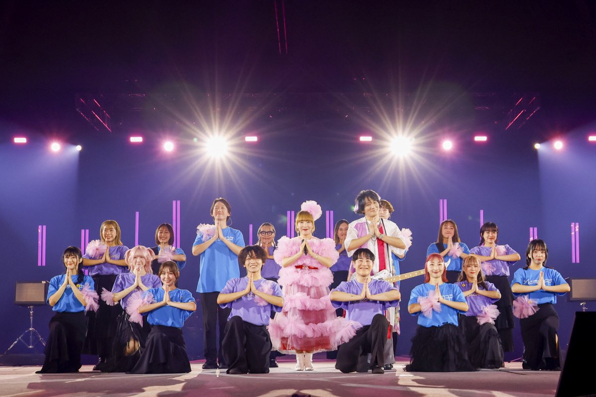 angela_KATSU's tweet photo. まさに！
アニサマが夏を連れて来た！
※東山奈央さん談

今年のテーマ: Messenger!
↓ angelaが更に更に伝えたい事…

「アニサマ２日目、頼んだぞーー！！」

ありがとうございました！
m(_ _)m
#アニサマ https://t.co/Q7vkQn1XAy