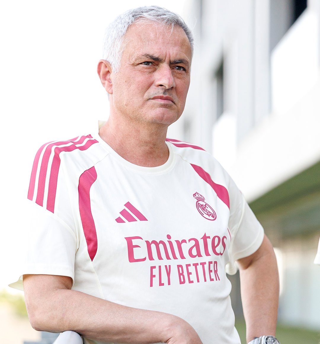 benjimk's tweet photo. José Mourinho au Réal Madrid 

📸2010                               📸2026 https://t.co/9ni7nY0boi