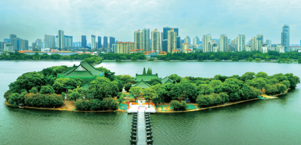 JiangLv4's tweet photo. Jiangxi's 100 Academies has been published, showcasing the history, architecture, educational traditions, and cultural legacy of 100 academies across Jiangxi. The book offers readers a glimpse into the province's rich scholarly heritage and enduring cultural spirit. https://t.co/cIHBWHxMzc
