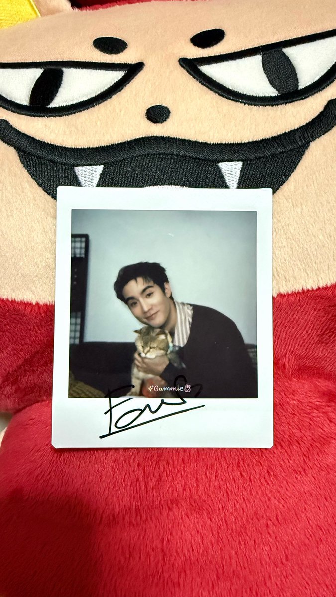 gammjayy's tweet photo. ปป กับ ลูกสาว น่ารักมั้กก ✨🦊🤍

//เฟยมองแรงมากก 

✧️ ˖ #fforce_ ✧️ ˖ @fforcejs ♡‧₊˚ https://t.co/6xOsg97hK1
