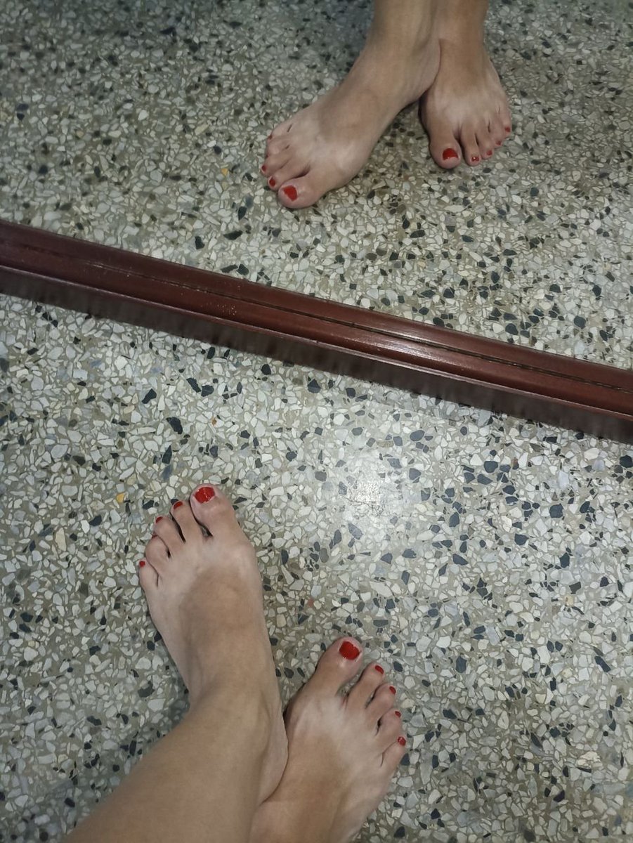 Mimifm09's tweet photo. @rt_feet https://t.co/cZfGIKKiFB