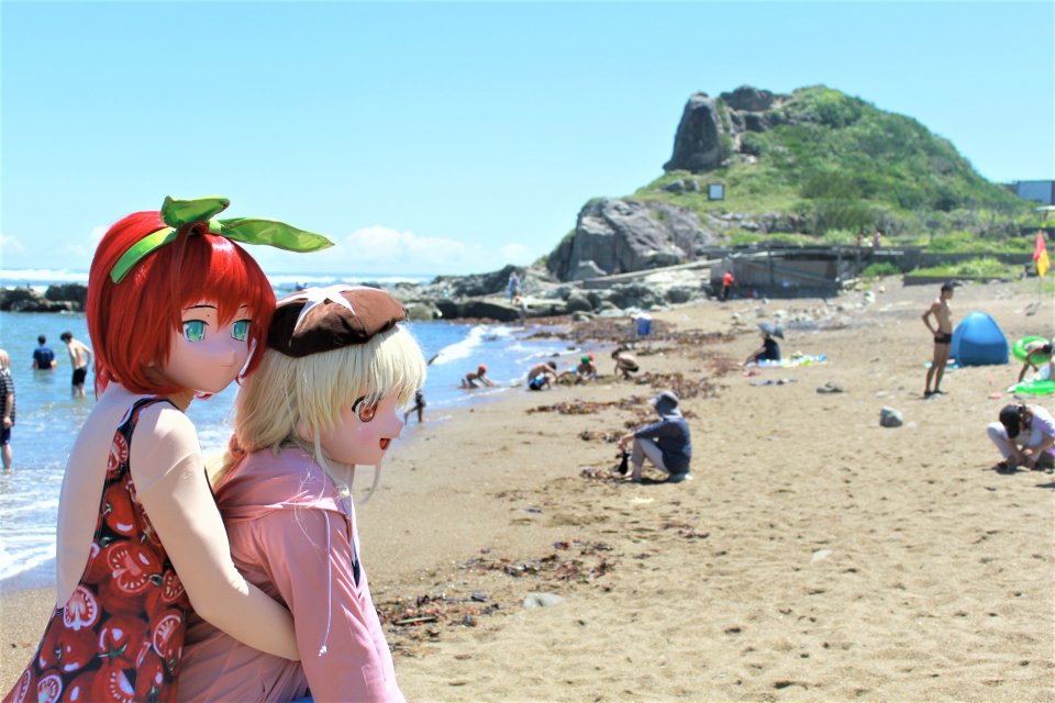 Lico_Wood's tweet photo. みんなおっはよー☆☆
波の音には人をリラックスさせる効果があるらしいよ🌊
リコもぼーっと波の音を聴いてるの好き🌊
もしかしたら生命が海で生まれたことと関係あるのかもね🌊
みんなも心に疲れを感じたら銚子で波の音を聴いて、そのあと美味しいもの食べたり、温泉に入ったり心と体を癒しにおいで♨ https://t.co/f4bXje39La
