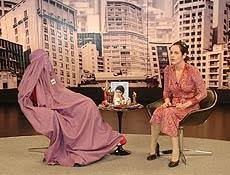 wagrods's tweet photo. passada que a Rita Lee no programa Irritando da Fernanda Young inspirou a Madonna no Confessions 2 https://t.co/jCQ1NURg6A