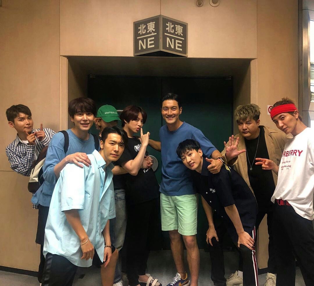 Ci4SfNlltq22120's tweet photo. 나 가족콤잇어서 이런거보면눈물이남… https://t.co/aatj27VxpB