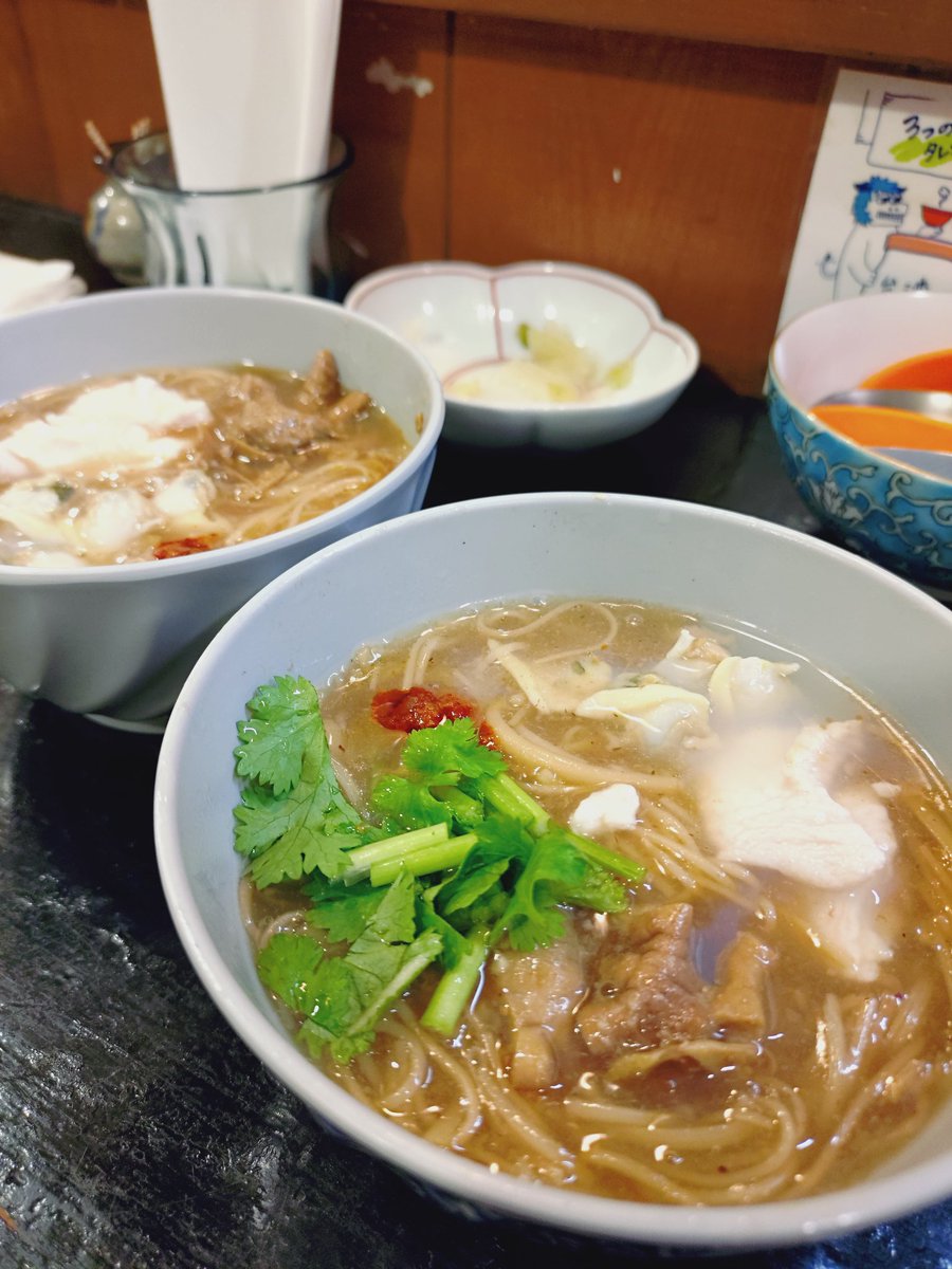 nonontwit's tweet photo. だいぶ落ち着いて来てしまった界隈のお友達と遠征計画を立てる口実でご飯🍜
ずっと関係ない話で盛り上がって
電車以外なんも決まらなかったーw https://t.co/ynOdUOw6Yk