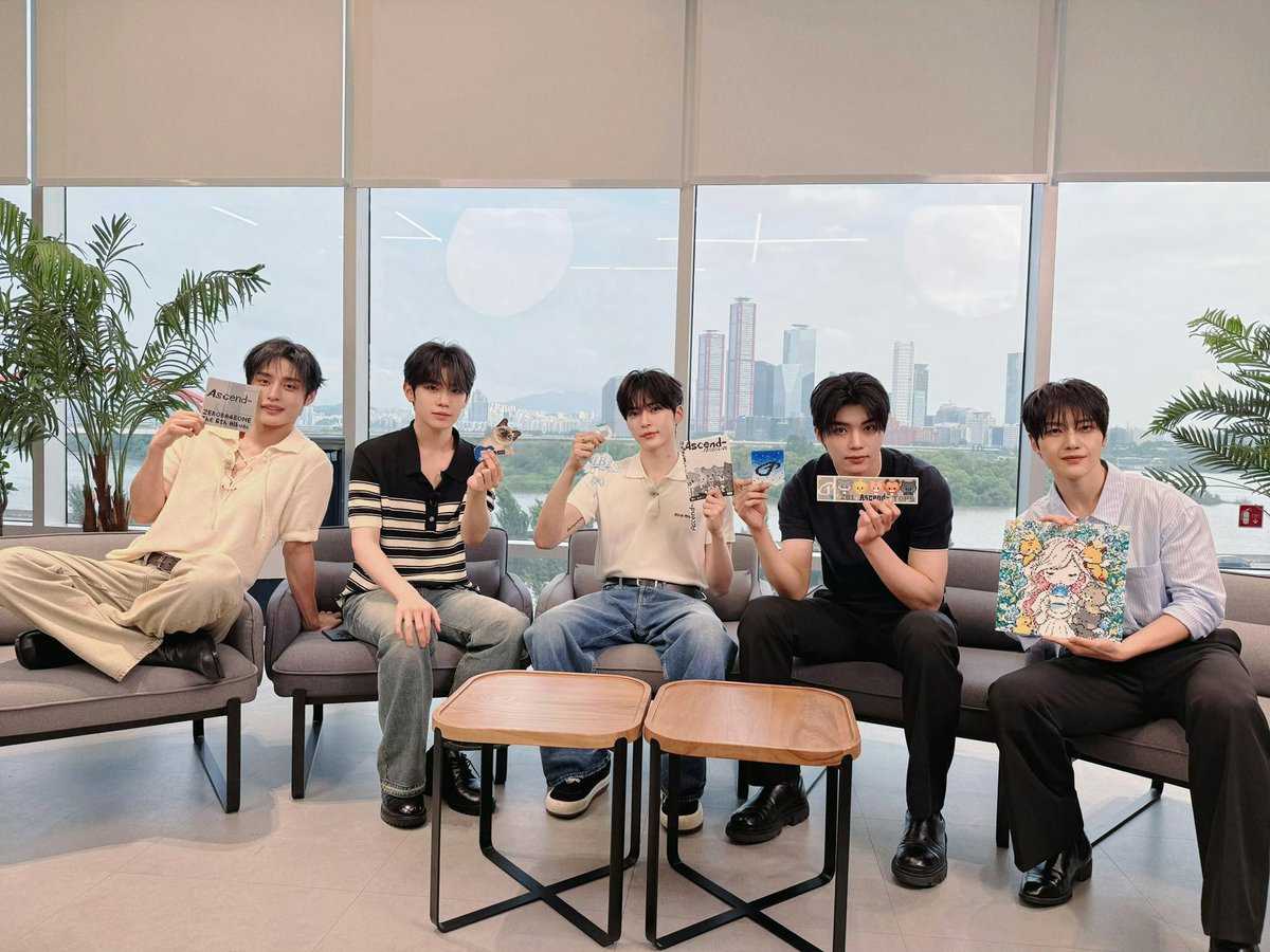 SMTGLOBAL02's tweet photo. [📸] 260710 | MATTHEW via @ZB1_official’s Weibo Post

🔗 https://t.co/pgcvcPRrnn

#SEOKMATTHEW #석매튜
#ソクマシュー #石友铉 https://t.co/SxZwz5PS6q