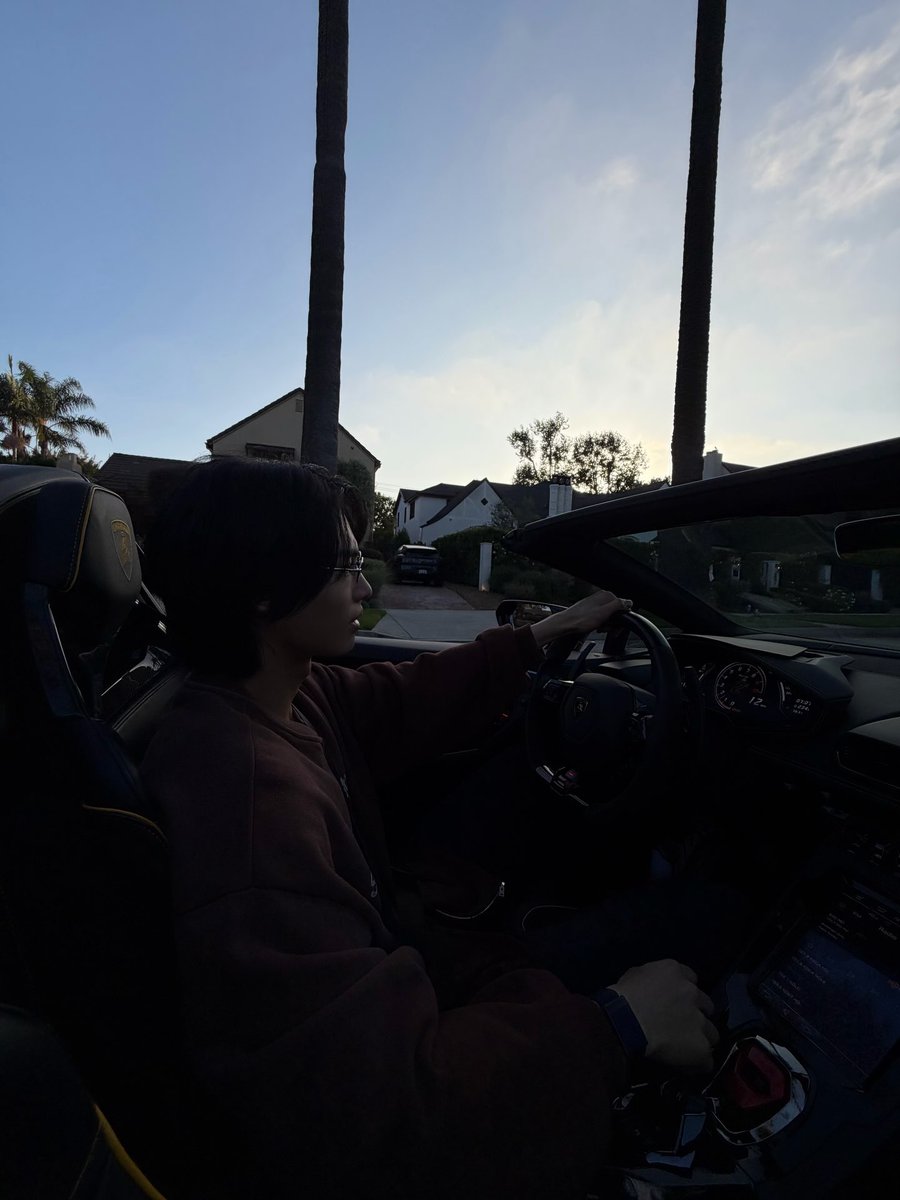 Winmetawin_CNFC's tweet photo. Win更新ig

Drive therapy.

@winmetawin #winmetawin https://t.co/VcwVCo4snT