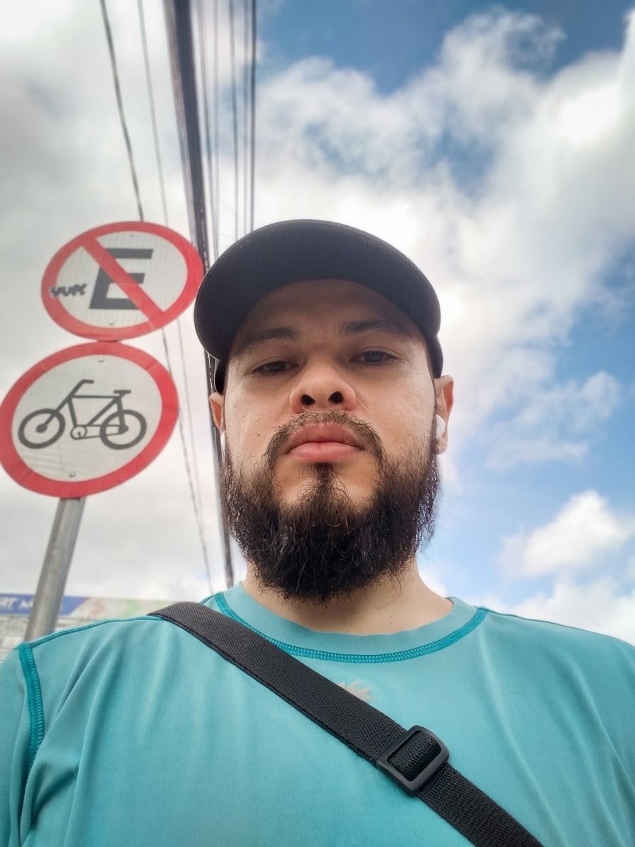 EuDanSer's tweet photo. #sextou 🏃🏻‍♂️🏃🏻‍♂️🏃🏻‍♂️ https://t.co/e320VY20ci