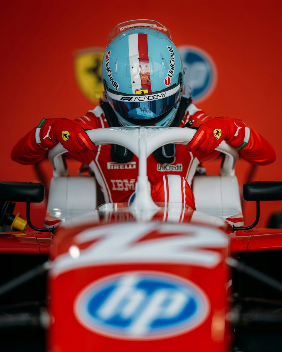 Ava158388's tweet photo. Racing is more than just a hobby to me The passion and emotions it brings have become an irreplaceable part of my life🥰 https://t.co/0nwr3QD4ud