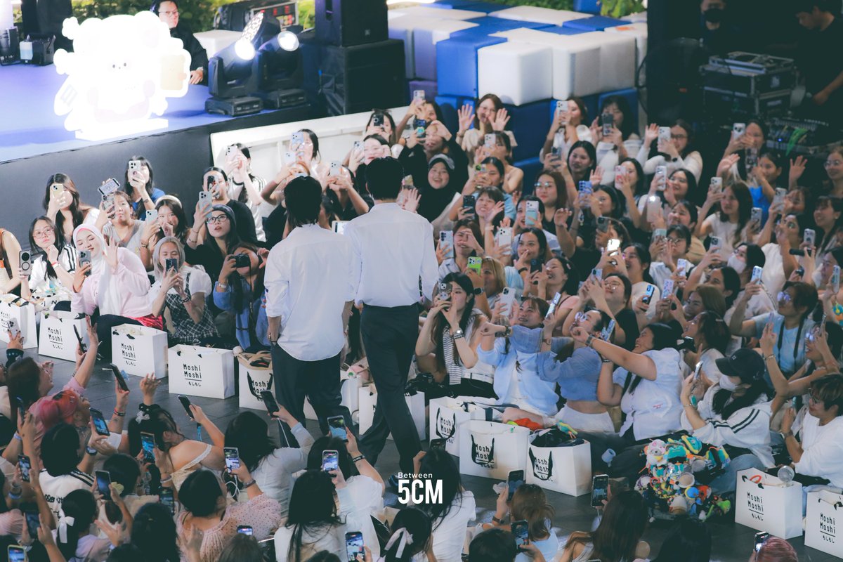 Between_05cm's tweet photo. 100726

เดินด้วยกันไปอีกนาน ๆ น้า ปอนด์ภูวินทร์

PPP FAMILY MOSHI MOSHI

#MoshiMoshixPondPhuwin
#ปอนด์ภูวินทร์ #PondPhuwin
#ppnaravit #phuwintang https://t.co/Mbthz4SlNZ