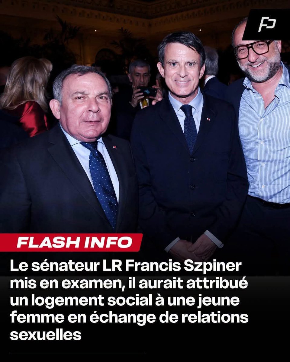 KMizouni's tweet photo. JUSTE ZIEUTER LA PHOTO !
Les amis de @JeromeGuedj 
🤣🤣🤣👌 https://t.co/iEdWq9wT92