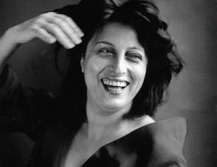 Paroles_auteurs's tweet photo. "Rien n'est plus beau qu'une personne en renaissance. Quand elle se relève après une chute, après une tempête et revient plus forte et plus belle qu'avant. Avec quelques cicatrices de plus dans le cœur, sous la peau, mais avec la volonté de bouleverser le monde, du moins avec un sourire."
Anna Magnani
Photo : Richard Avedon