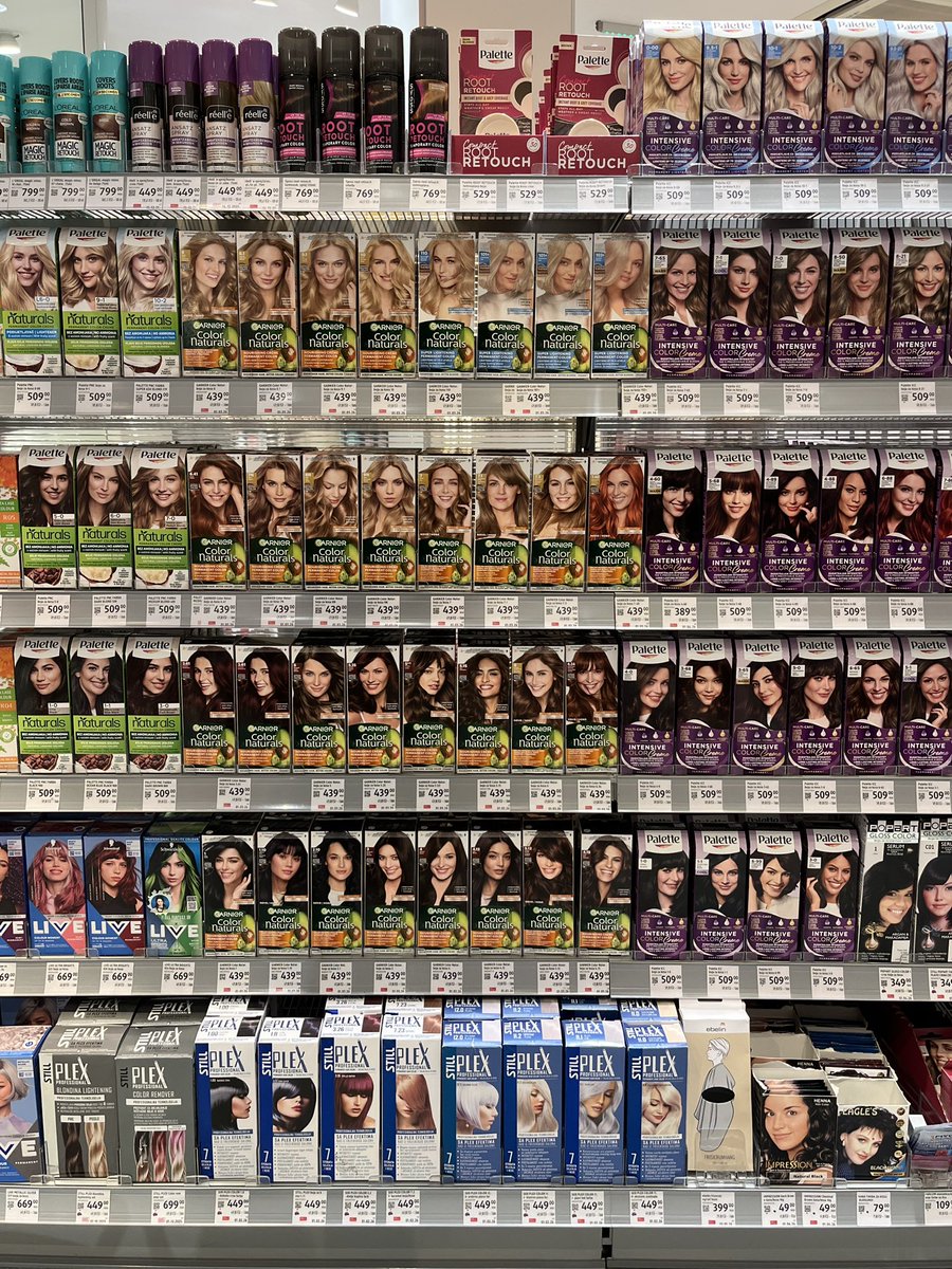 whatsontheshel1's tweet photo. Hair dyes, root touch-up products, and hair coloring essentials from leading beauty brands.
https://t.co/HBYydJFX0V
#HairDye #HairColor #HairCare #RootTouchUp #BeautyProducts #Cosmetics #Supermarket #Retail #StoreShelf #HairColoring #BlondeHair #BrunetteHair https://t.co/daIeNHorHB