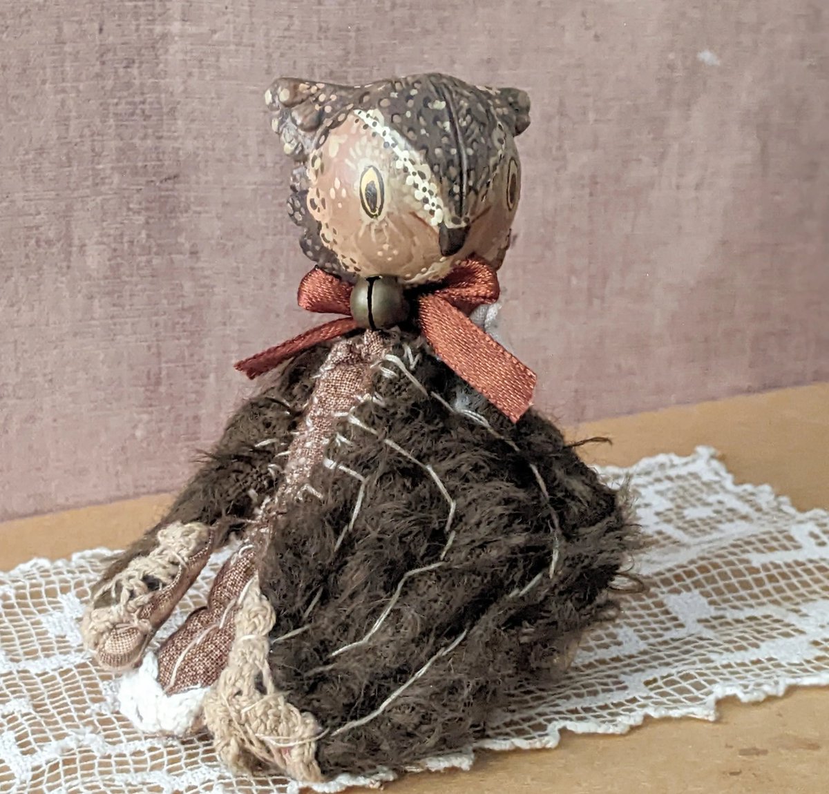 Wynfred1840's tweet photo. handmade Eule - Owl inspired  mohair&amp;cotton doll-figurine  
for sale, stocked with in shop.  
made juli 202 https://t.co/gH5xQS0PCi