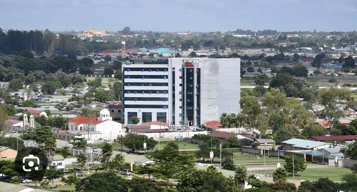 TheZedArchive's tweet photo. @ghettostar_22 @Vikuwi @AfricaFactsZone Learn to be watching  the news our former president went to South Africa because of political conflict. Your people were running away from your apartheid government and made Lusaka Zambia their headquarters but did you hear us complaining? We have hospitals . https://t.co/oSpFH3hunv