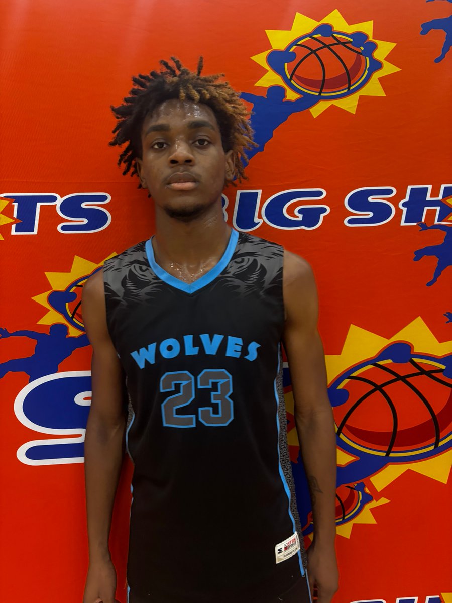 BigShotsGlobal's tweet photo. #BIGSHOTS #MyrtleBeachLive 

17u Platinum Live 

WBA Kinston - 55 
23 Joshua Holder 13 
14 Triston Malloy 11 

Academy Athletics - 49 
6 Colin Davis 14 https://t.co/kGMwMM2eWK