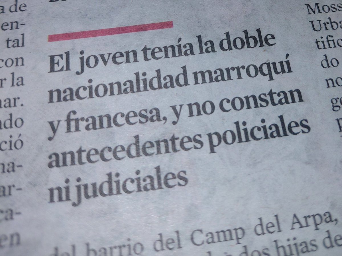 Tabarnia_BCN's tweet photo. ¿Recuerdas el kamikaze que asesinó a otro conductor hace unas semanas en Barcelona y nos dijeron que era un joven de nacionalidad francesa?
PUES TAMBIÉN ERA MARROQUÍ Y LO OCULTARON. https://t.co/kNBzM7RlbE
