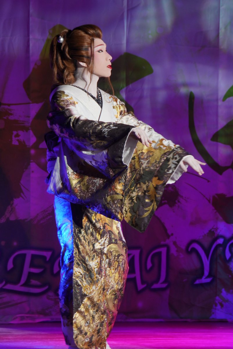 IokbL's tweet photo. 6/18夜 #三國座一見劇団 #古町演芸場

#紅由高花形昇進記念公演 🎊

母へ

#一見晃源 座長 https://t.co/errrYJ5QE6